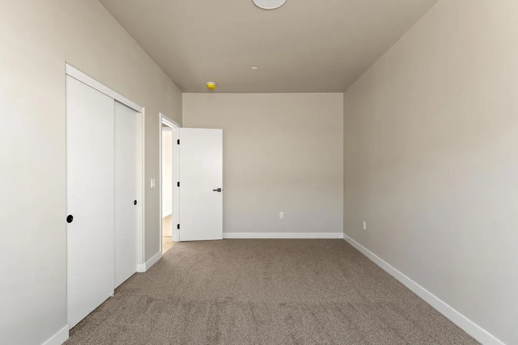 15 722 Via Quedo, Desert Hot Springs, California 92240 home-pic-13